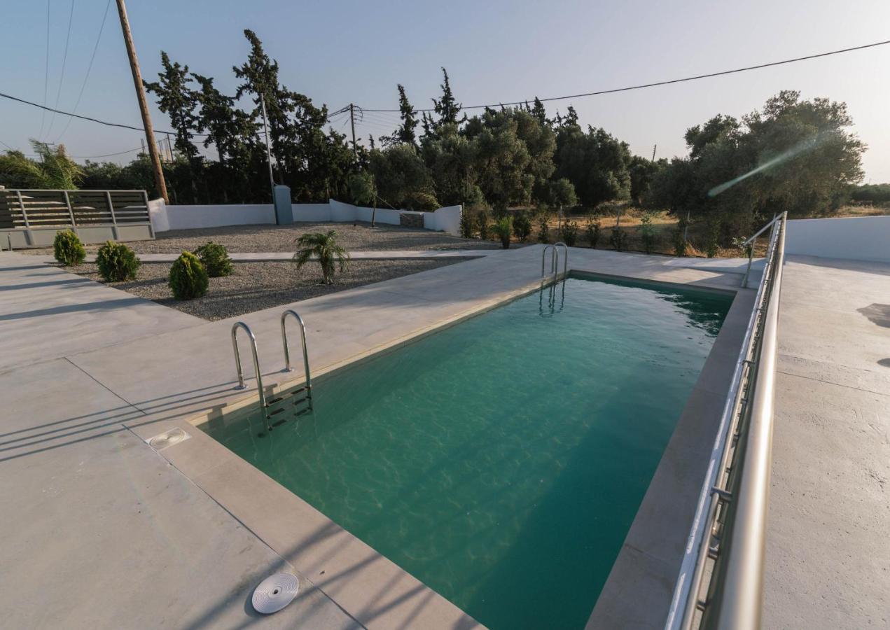Anastasia'S Luxury Homes Коккинос Пиргос Экстерьер фото