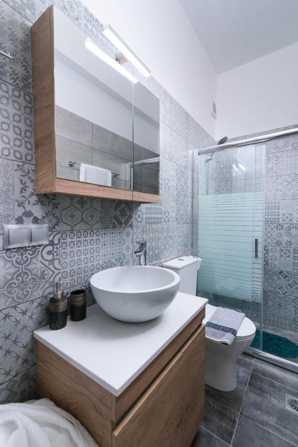 Anastasia'S Luxury Homes Коккинос Пиргос Экстерьер фото